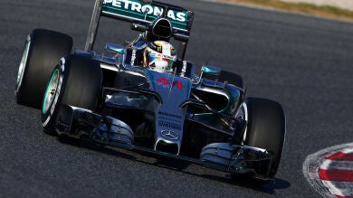 Hamilton es el más rápido en Montmeló con McLaren de nuevo en apuros
