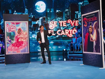 El cartón de Drácula y Barbie El cartón de Drácula y Barbie