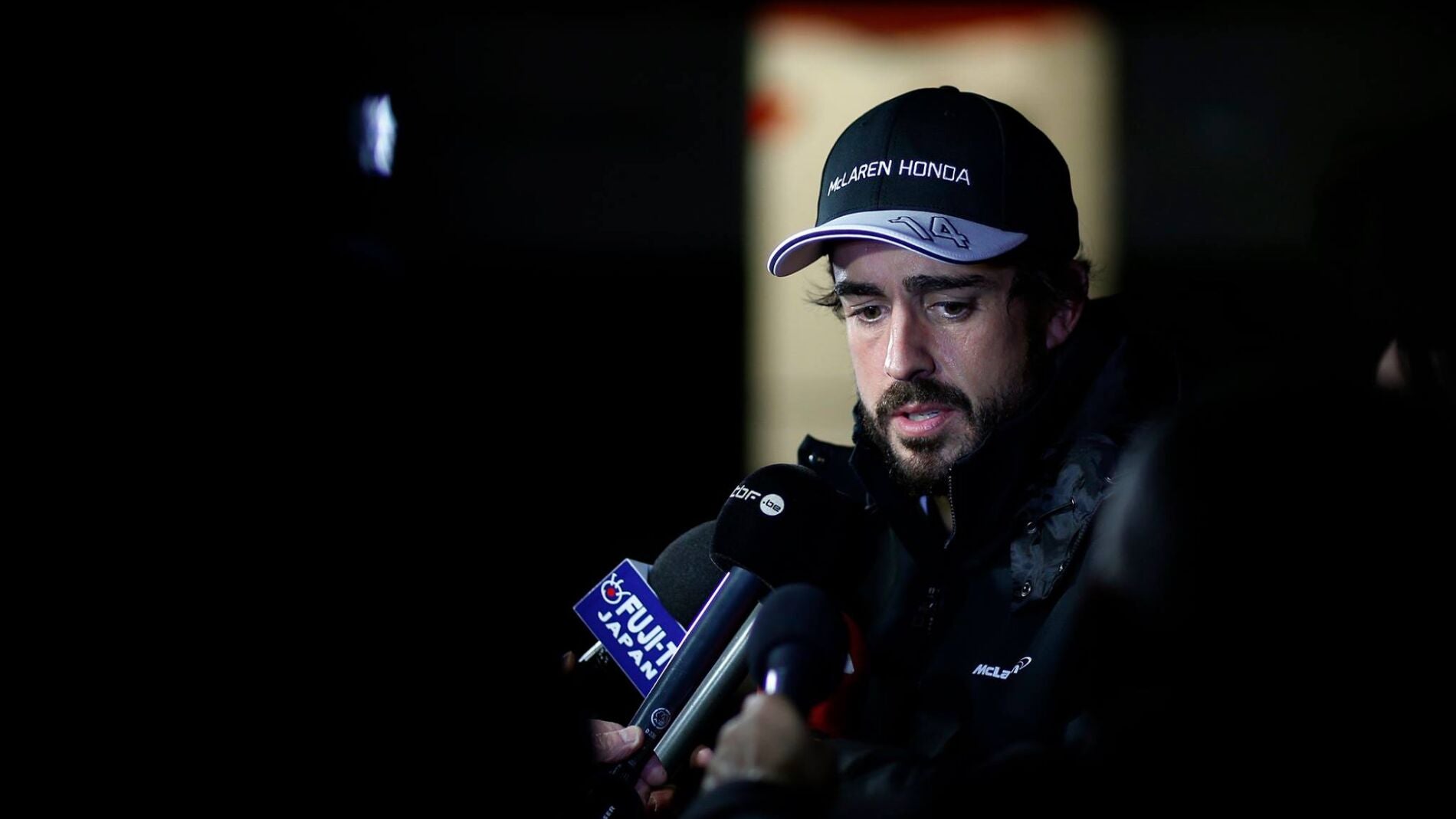 Alonso atiende a los medios en Montmel&oacute;