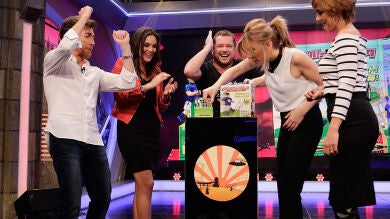 La hucha futbolista japonesa en El Hormiguero 3.0