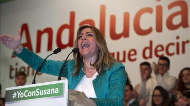 Susana Díaz promete fraccionar en diez meses el pago de las matrículas universitarias
