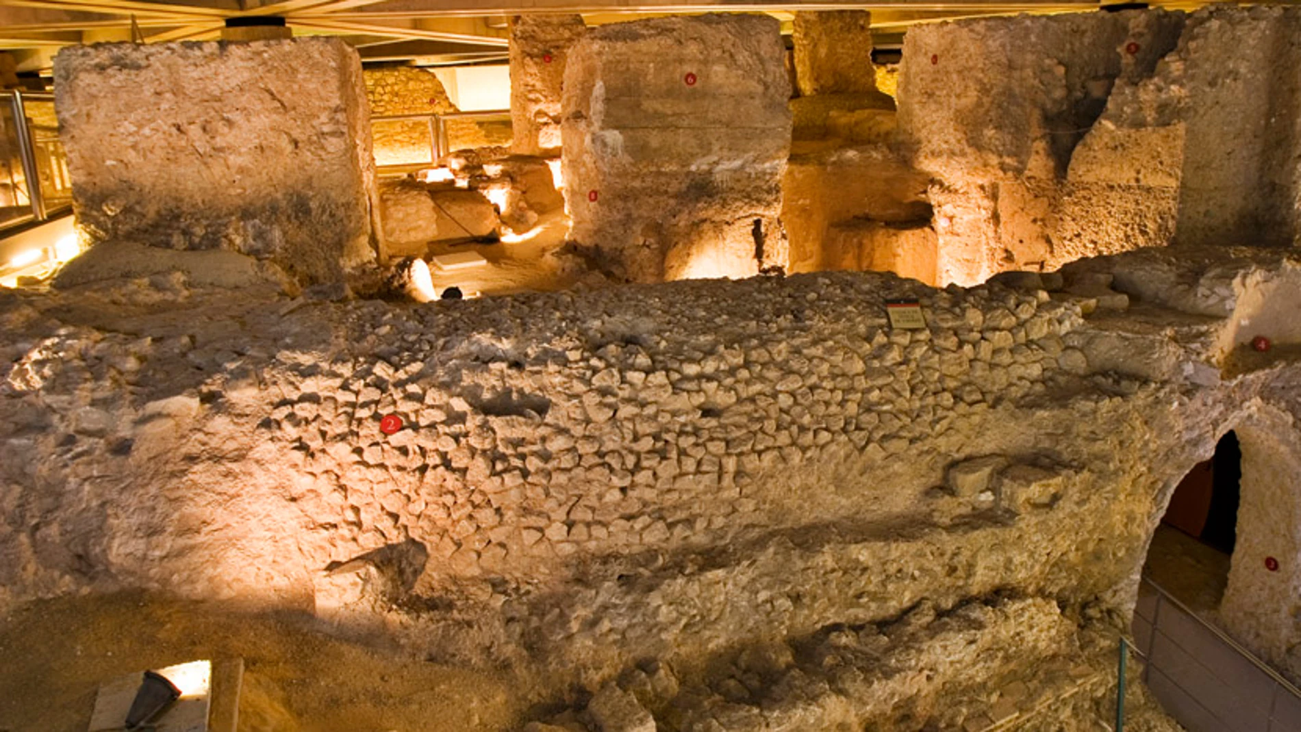Foro romano de Zaragoza Foro romano de Zaragoza