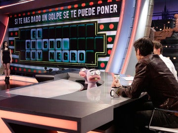 Jorge Fernández jugando a la ruleta de la tontuna