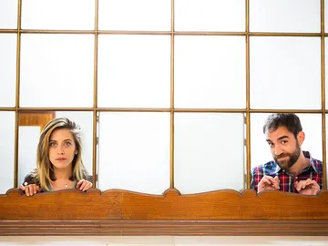 María León es Carmen y Jon Plazaola son los protagonistas de 'Allí Abajo' María León es Carmen y Jon Plazaola son los protagonistas de 'Allí Abajo'