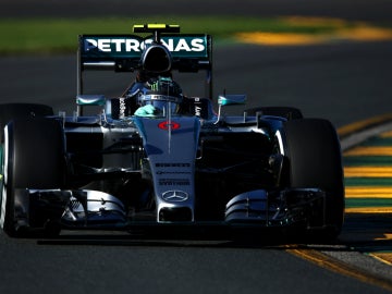 Rosberg luce Mercedes en Australia
