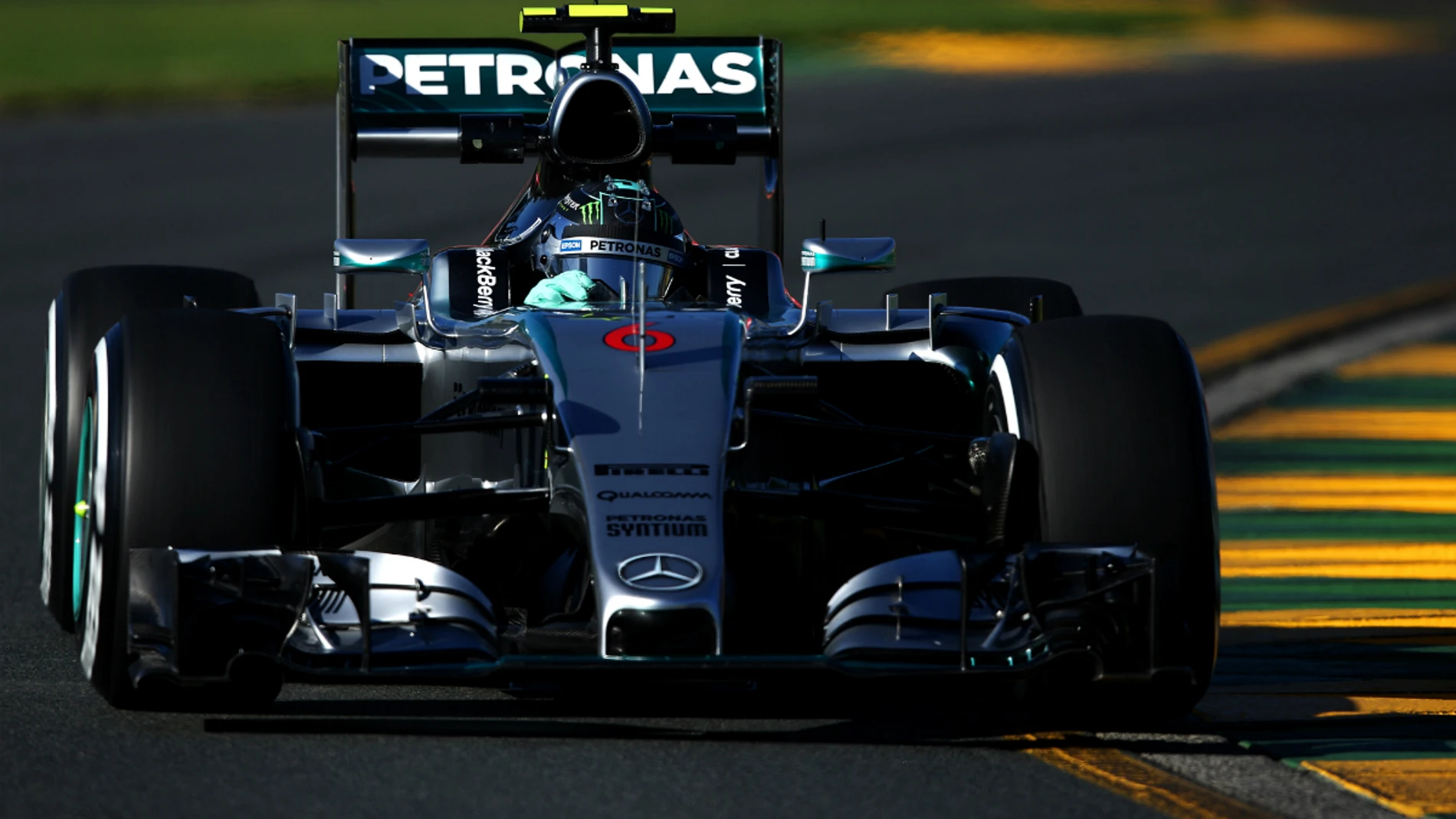 Rosberg luce Mercedes en Australia