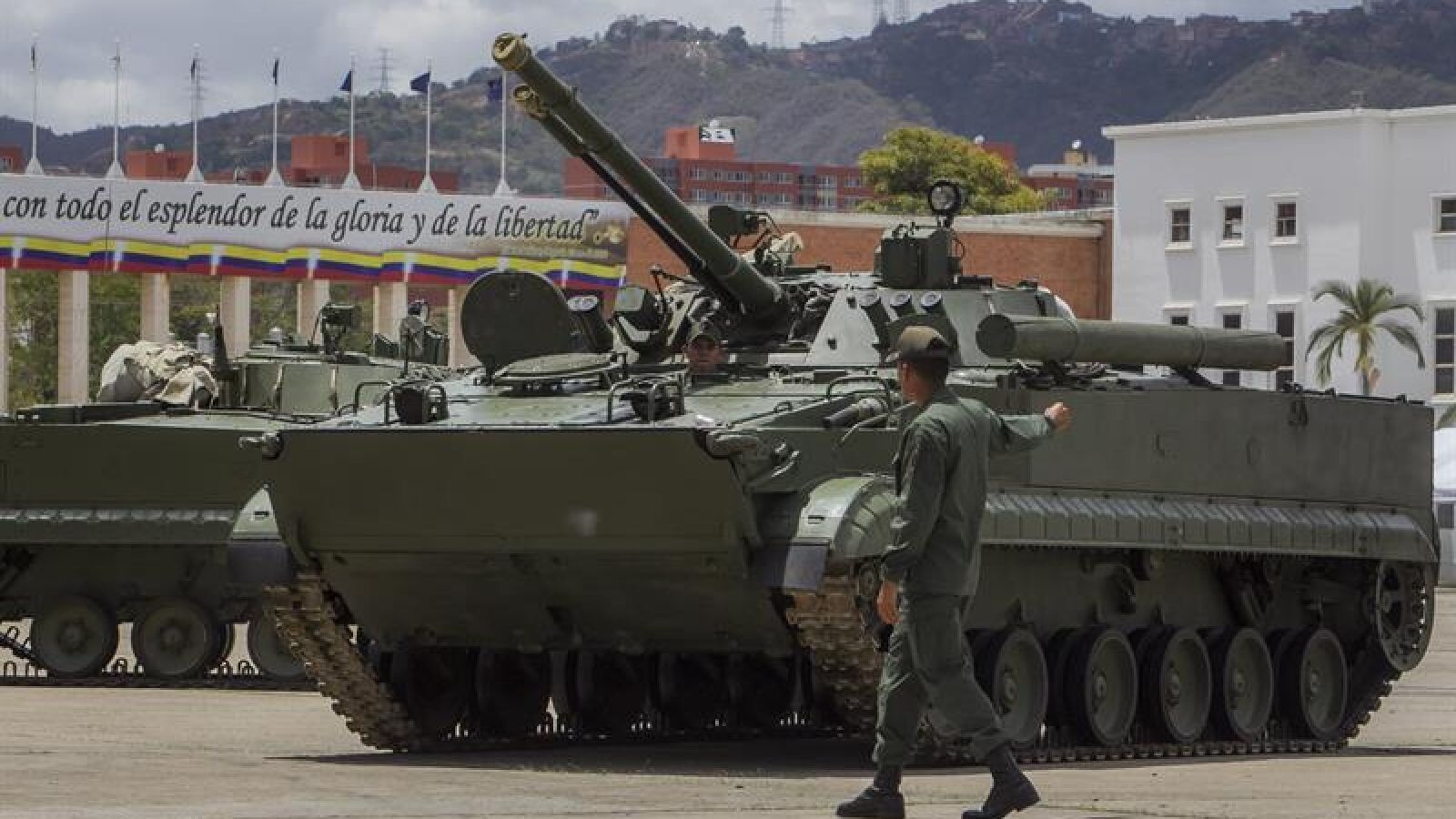 Venezuela responde a Obama con un masivo ejercicio militar de guerra