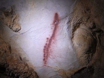 Pinturas halladas en una cueva del Desfiladero de La Hermida