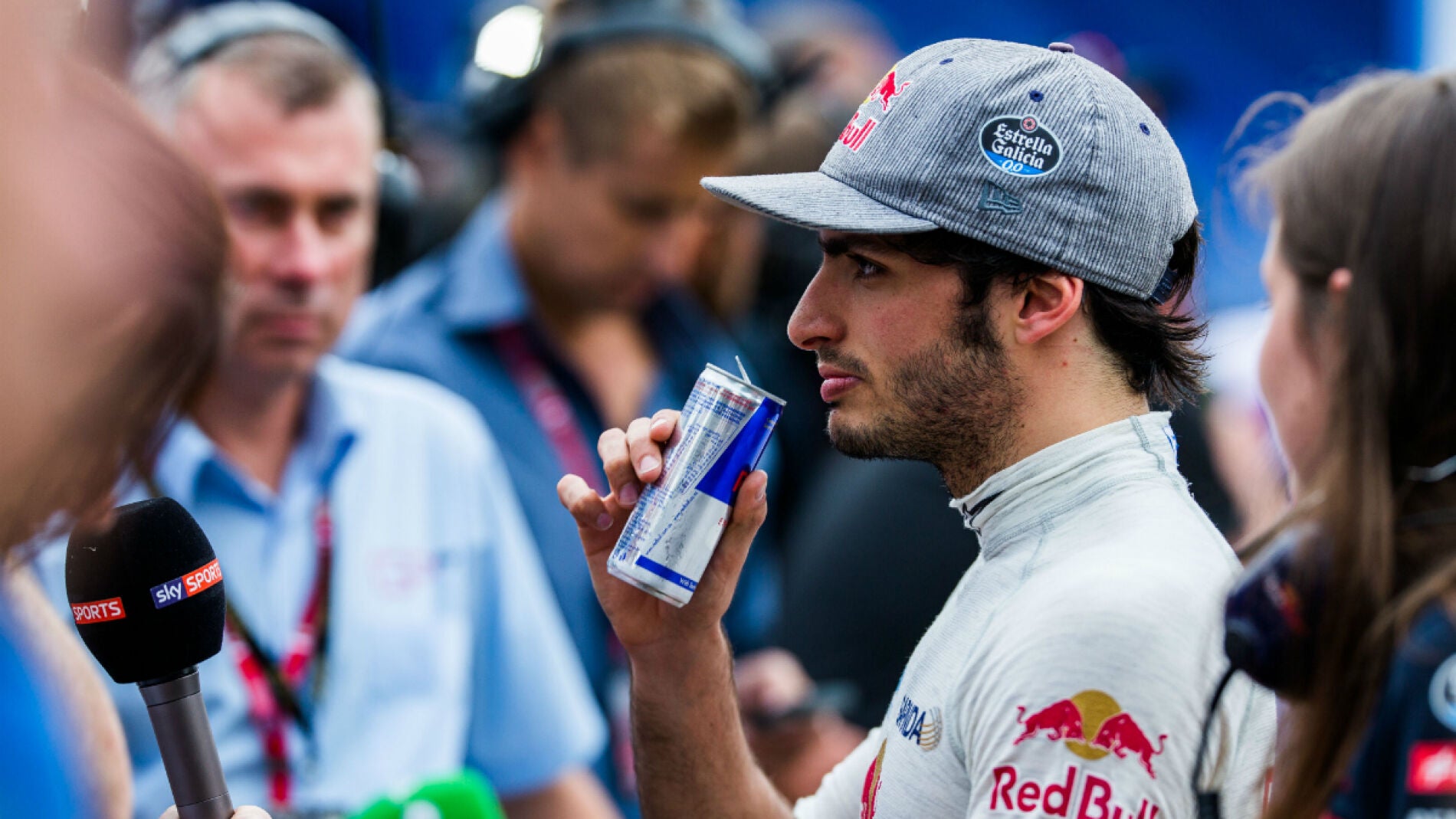 Sainz habla con los medios