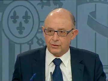Cristóbal Montoro en rueda de prensa Cristóbal Montoro en rueda de prensa