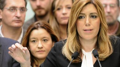 Podemos reitera su oposición a la investidura de Díaz y el PSOE habla de acercamiento