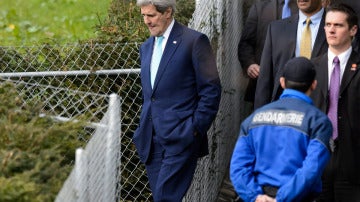 El secretario de Estado de EEUU, John Kerry, durante un descanso en las negociaciones nucleares