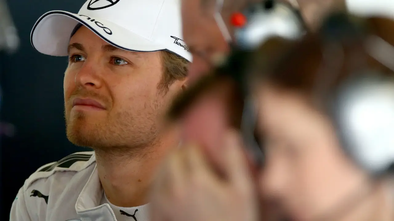 Rosberg, en el box de Mercedes