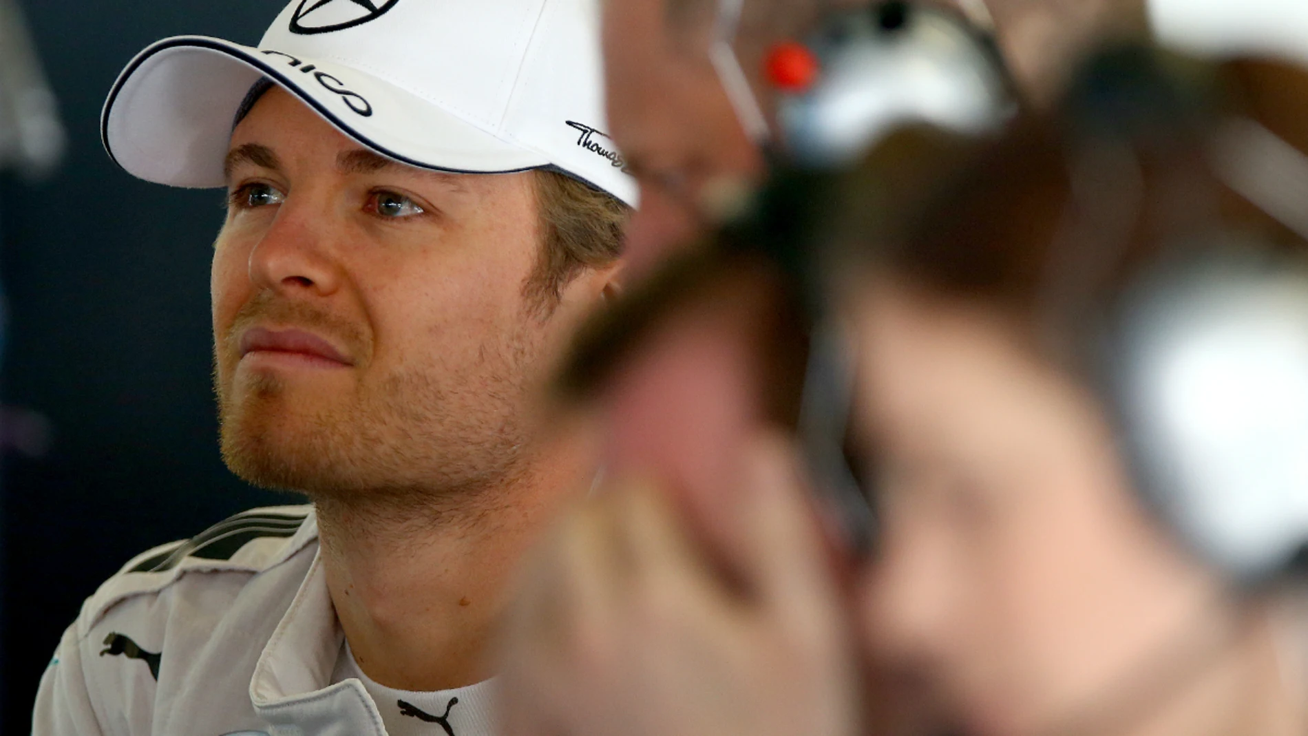 Rosberg, en el box de Mercedes