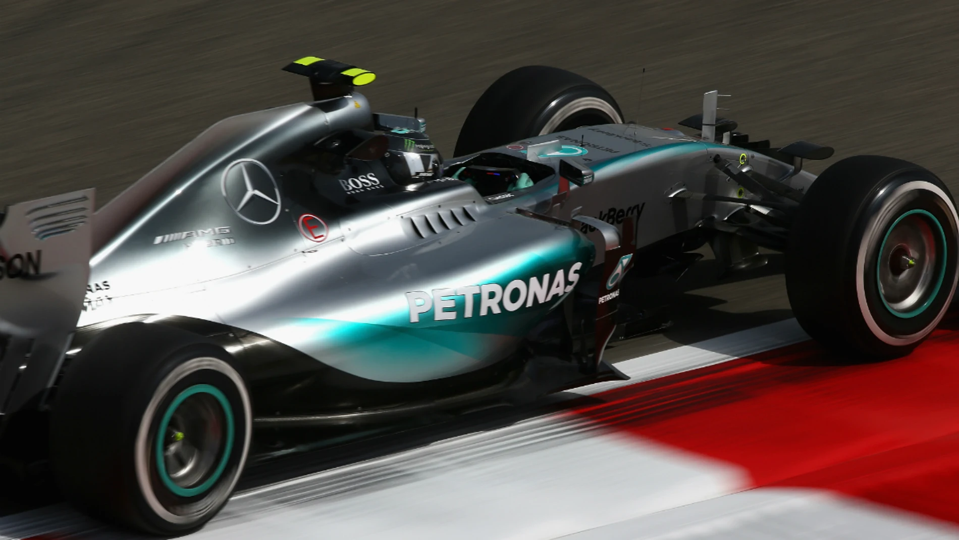 Rosberg, a toda velocidad en Baréin