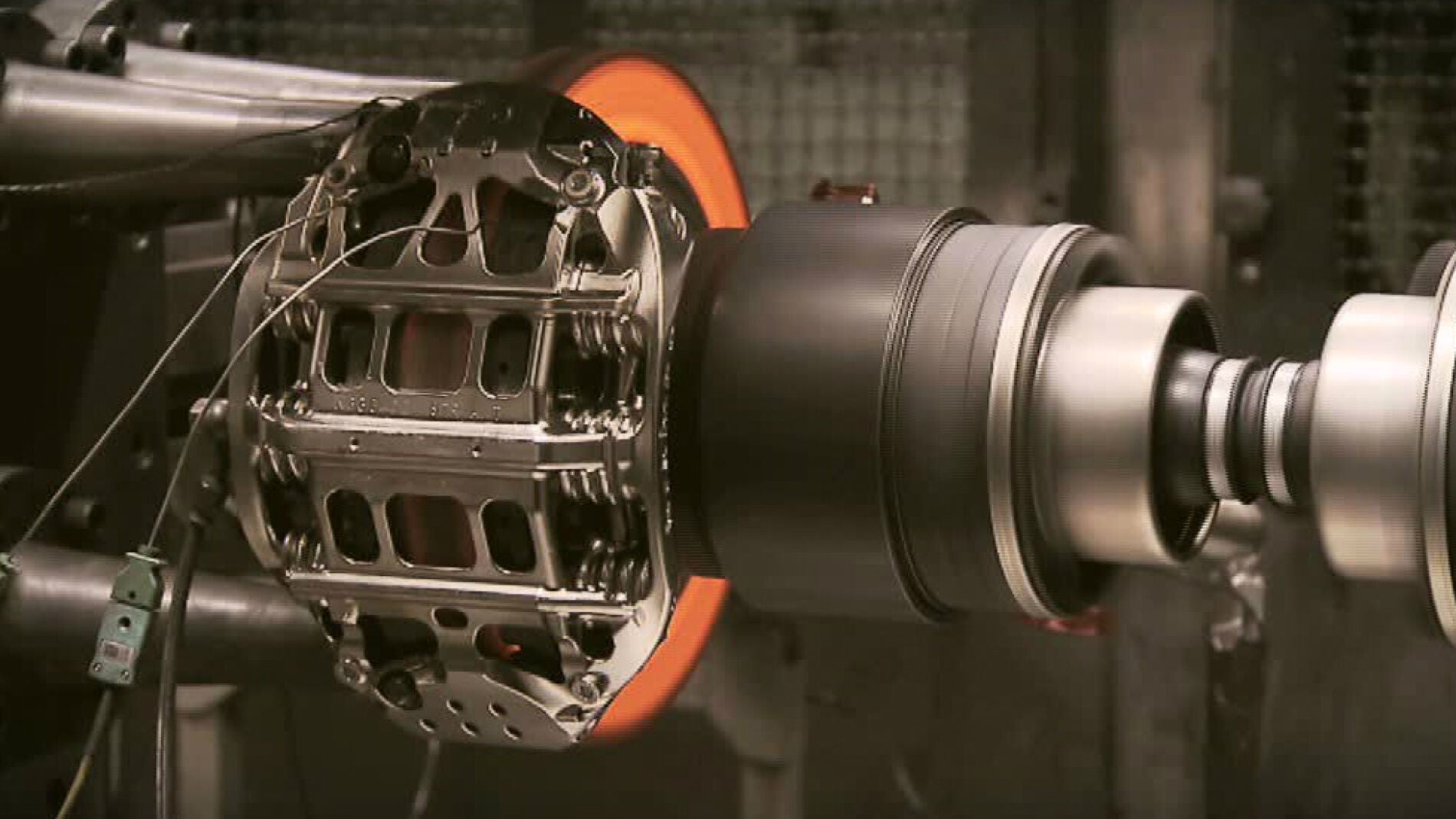 Los discos de freno, al rojo vivo