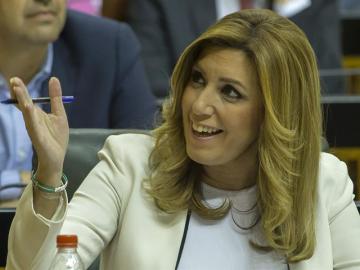 Susana Díaz, durante la intervención del lider del PP-A, Juanma Moreno Susana Díaz, durante la intervención del lider del PP-A, Juanma Moreno