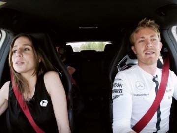 Una vuelta a toda velocidad con Rosberg: "He visto a Lewis un poco enfadado"