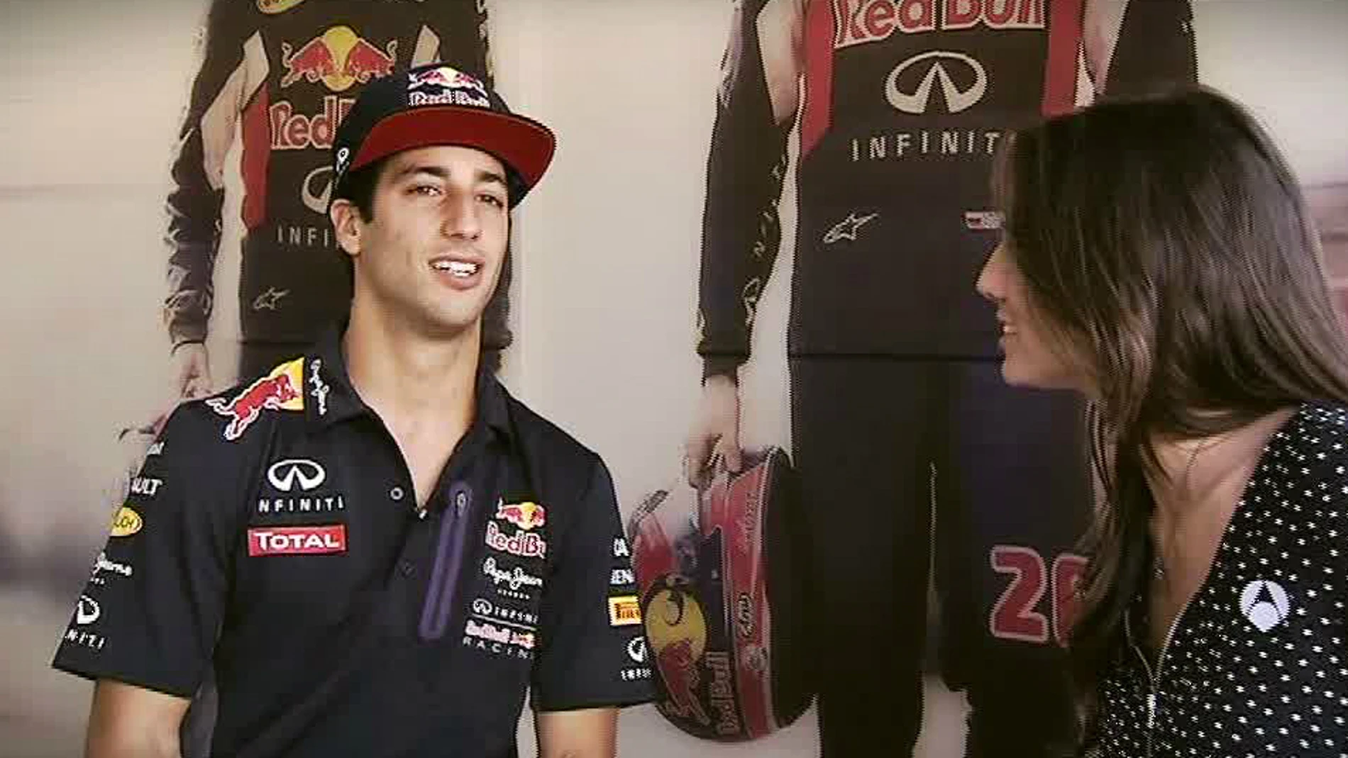 Ricciardo, con Lucía Villalón