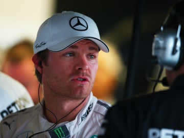Rosberg, en el box de Mercedes