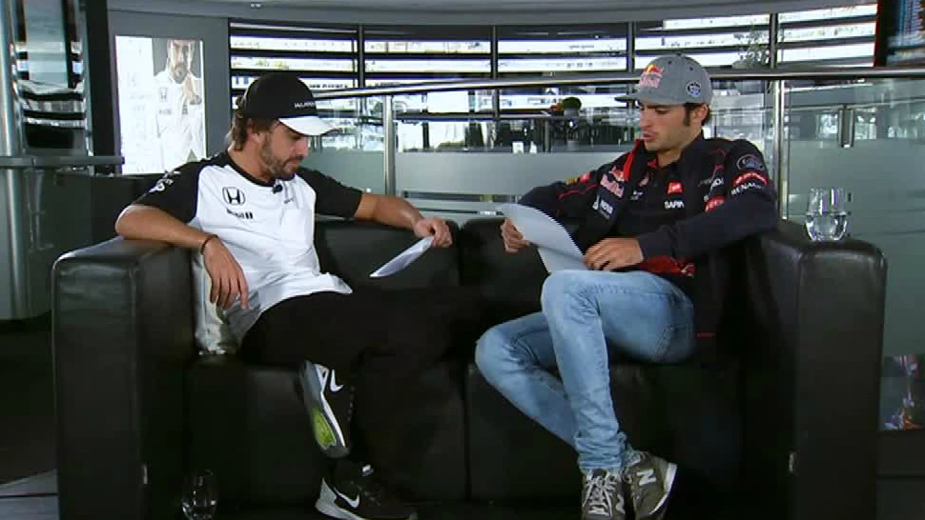 Entrevista conjunta entre Alonso y Sainz