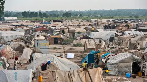 Campamento refugiados de la República Centroafricana - Contraparte Una vista del campamento para personas desplazadas internamente (PDI) en el Aeropuerto M'poko en Bangui, capital de la República Centroafricana.