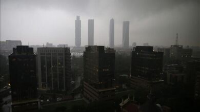 Un total de once provincias en alerta por lluvias, tormentas, olas y vientos