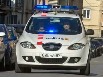 Un coche de los Mossos d'Esquadra. Un coche de los Mossos d'Esquadra.