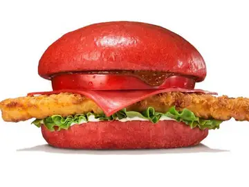 La hamburguesa roja del infierno de Burger King. La hamburguesa roja del infierno de Burger King.