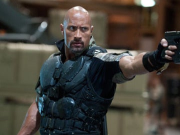 'G.I. Joe: Venganza': Los G.I. Joe , entre los cuales figura Dwayne Johnson como Roadblock, no sólo tendrán que vérselas con su enemigo mortal, la organización criminal Cobra, sino que además se verán obligados a lidiar con las amenazas y traiciones dentro de su propio gobierno, que ponen en peligro su existencia. 