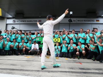 Rosberg celebra la victoria en Spielberg