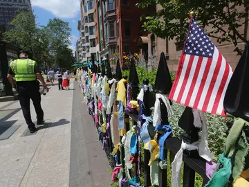 Un policía patrulla por Boston el pasado 4 de julio Un policía patrulla por Boston el pasado 4 de julio