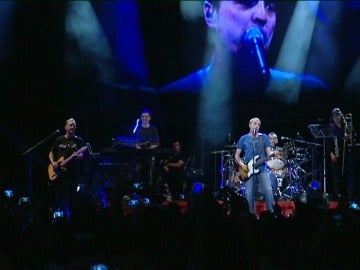 Hombres G arrasa en la plaza de las Ventas de Madrid