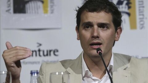 Albert Rivera durante su intervenci&oacute;n en las jornadas del Ateneo de Madrid