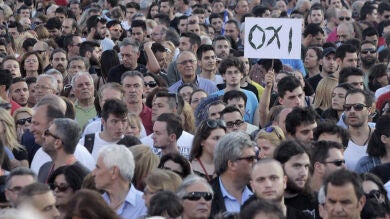 Atenas se divide entre el 'sí' y el 'no' en las manifestaciones antes del referéndum