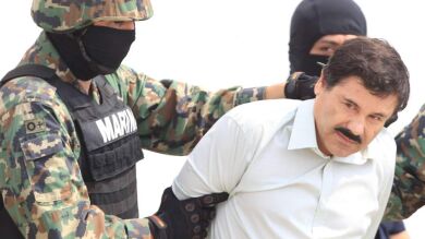 Prisión para trece funcionarios mexicanos por colaborar con la fuga de 'El Chapo' Guzmán