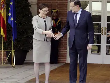 Mariano Rajoy, ha recibido en el Palacio de la Moncloa a Ewa Kopacz Mariano Rajoy, ha recibido en el Palacio de la Moncloa a Ewa Kopacz