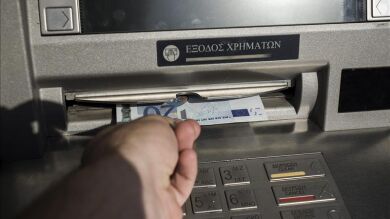 Grecia estrena nuevo gobierno con la reapertura de los bancos