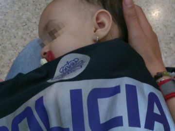 El bebé de la víctima liberada El bebé de la víctima liberada