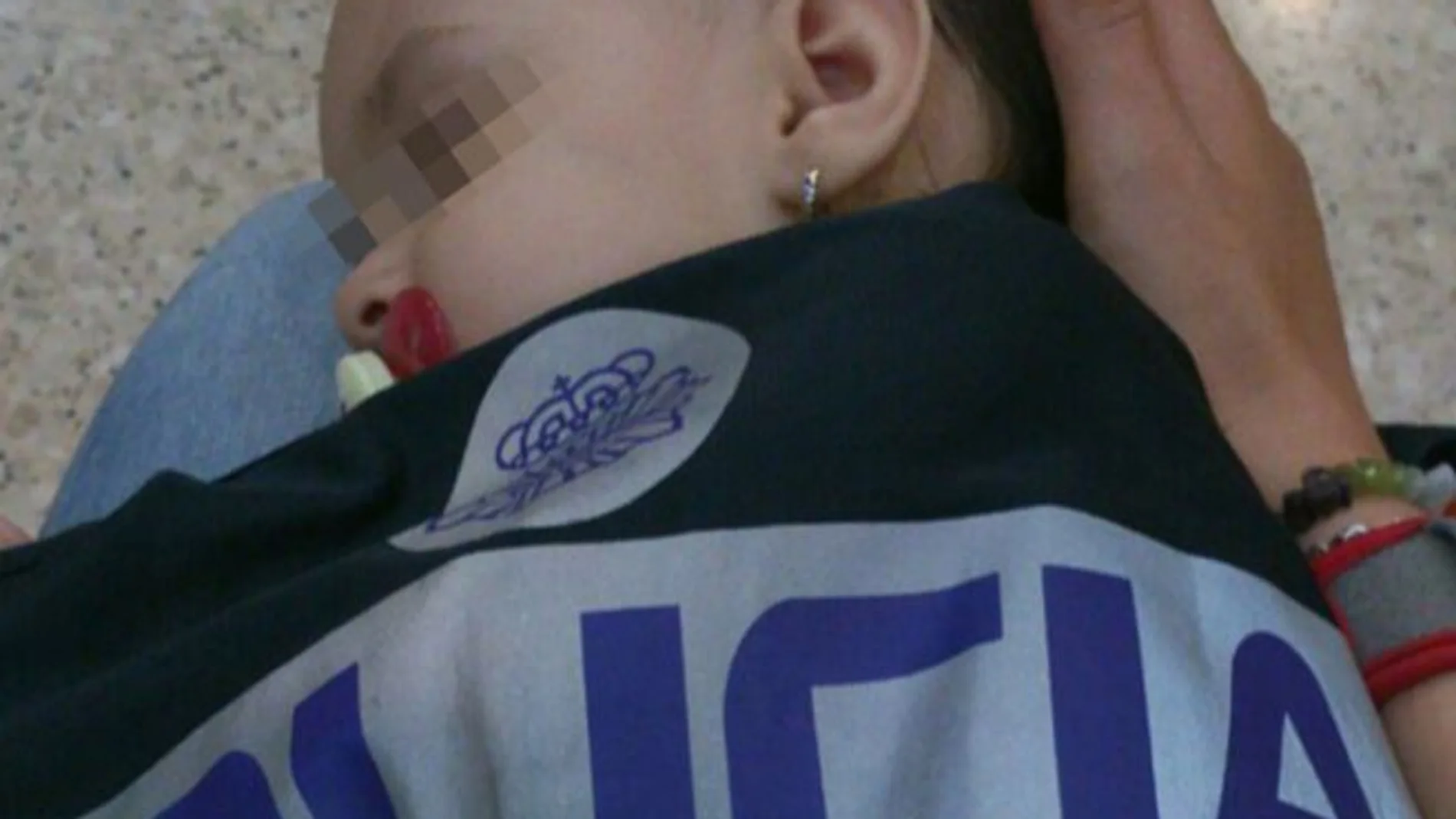 El bebé de la víctima liberada El bebé de la víctima liberada