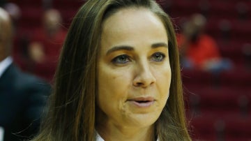 Becky Hammon, asistente de los Spurs