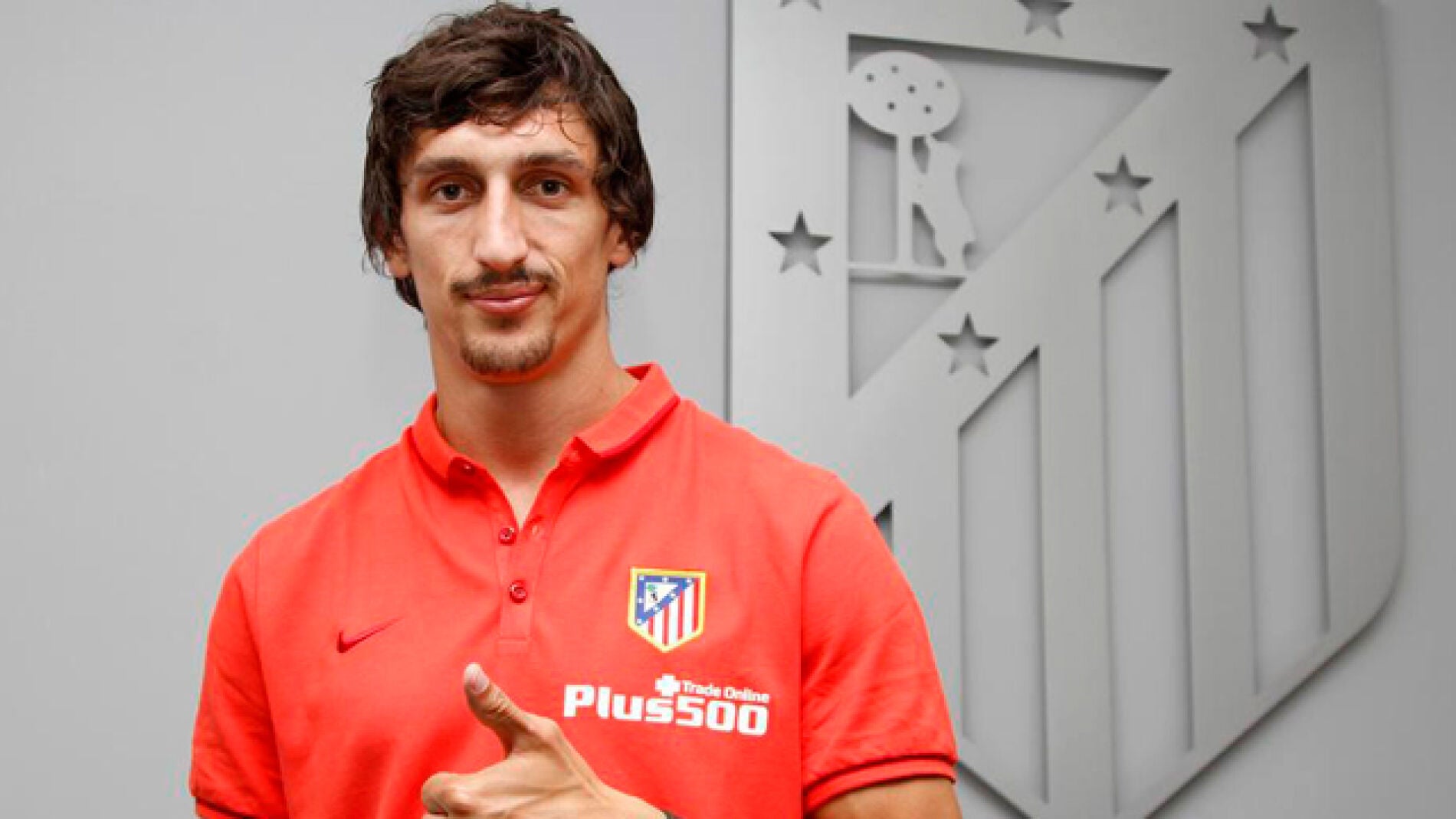 Savic, presentado con el Atl&eacute;tico de Madrid