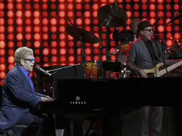 Elton John, durante su concierto en el Teatro Real de Madrid Elton John, durante su concierto en el Teatro Real de Madrid