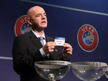 Gianni Infantino en el sorteo de la Champions Gianni Infantino en el sorteo de la Champions