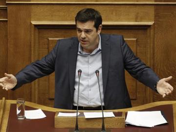 Alexis Tsipras, asiste a una sesión parlamentaria en Atenas