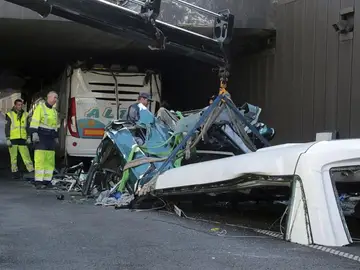 Accidente de un autobús español en Francia Accidente de un autobús español en Francia