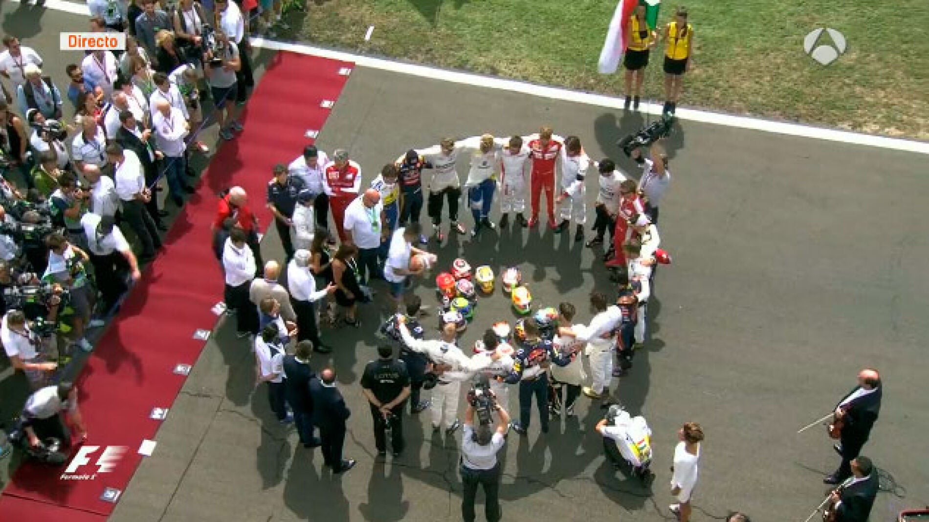 Minuto de silencio en homenaje a Jules Bianchi