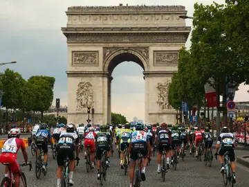 El Tour de Francia llega a París El Tour de Francia llega a París