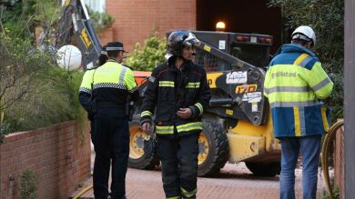 Trece heridos leves en Begues tras la explosión de una bombona de butano