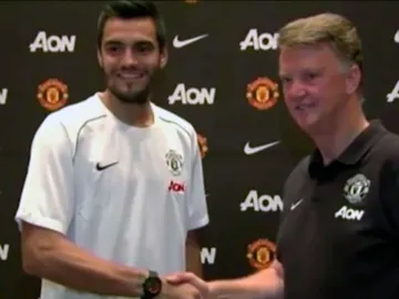 Romero y Van Gaal, durante la presentación del guardameta Romero y Van Gaal, durante la presentación del guardameta